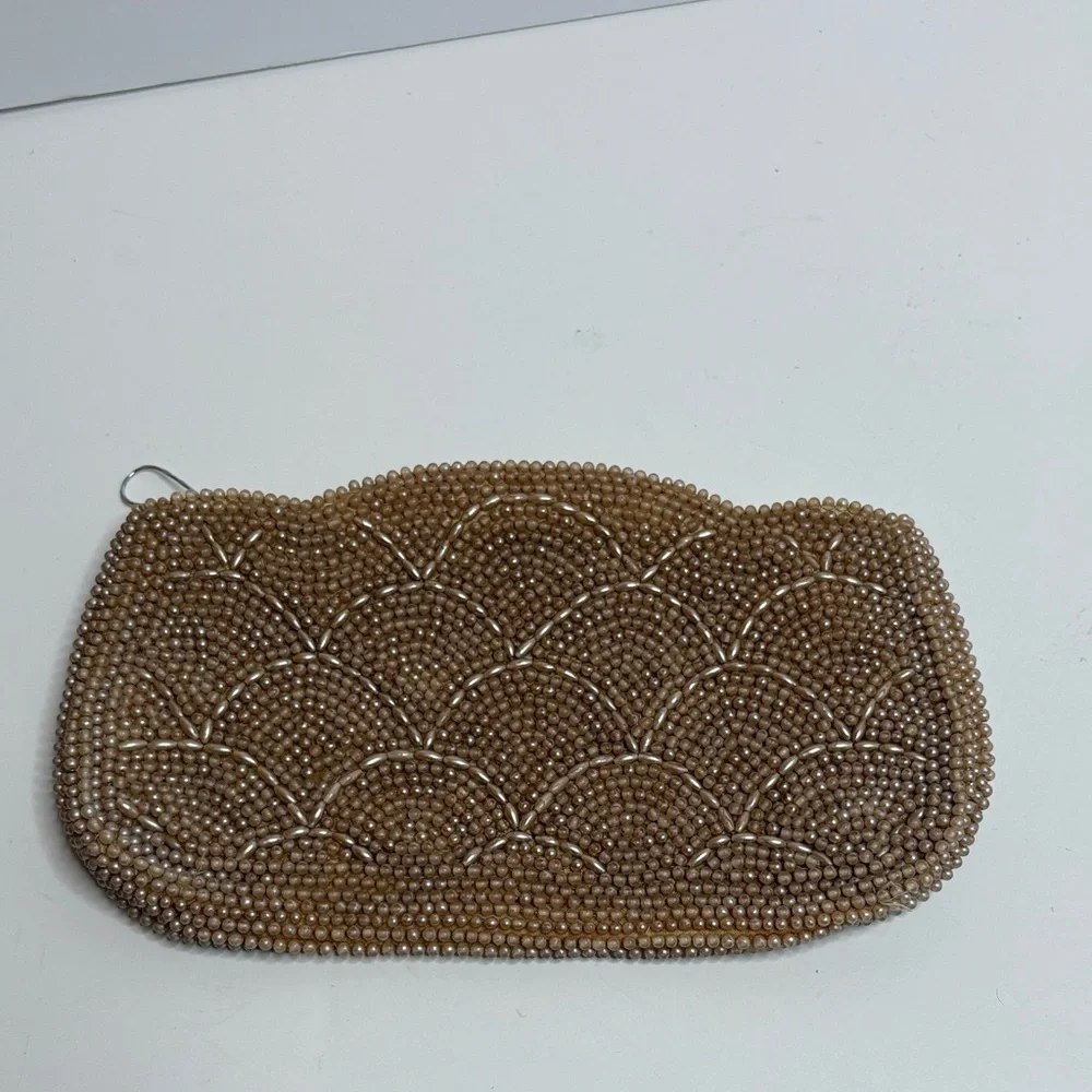 Vintage Gold Tan Beaded Scalloped Zippered Clutch Japan
